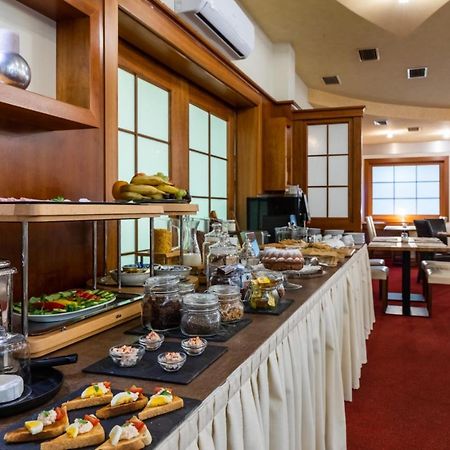 Hotel Abacie & Wellness Валашске-Мезиржичи Экстерьер фото